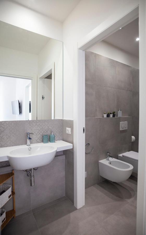 Milano Navigli Apartment - Zona Tortona المظهر الخارجي الصورة